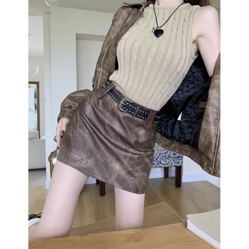 American retro pu leather skirt for women autumn 2023 new hot girl design high waist slim hip skirt short skirt