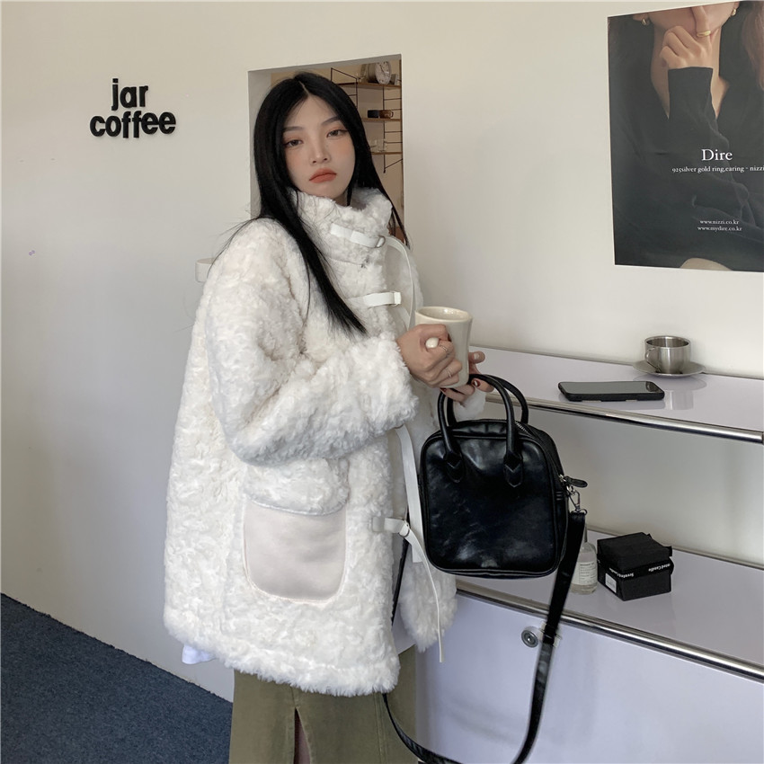 Actual shot of new winter Korean style fashionable thickened warm lamb wool jacket loose for women