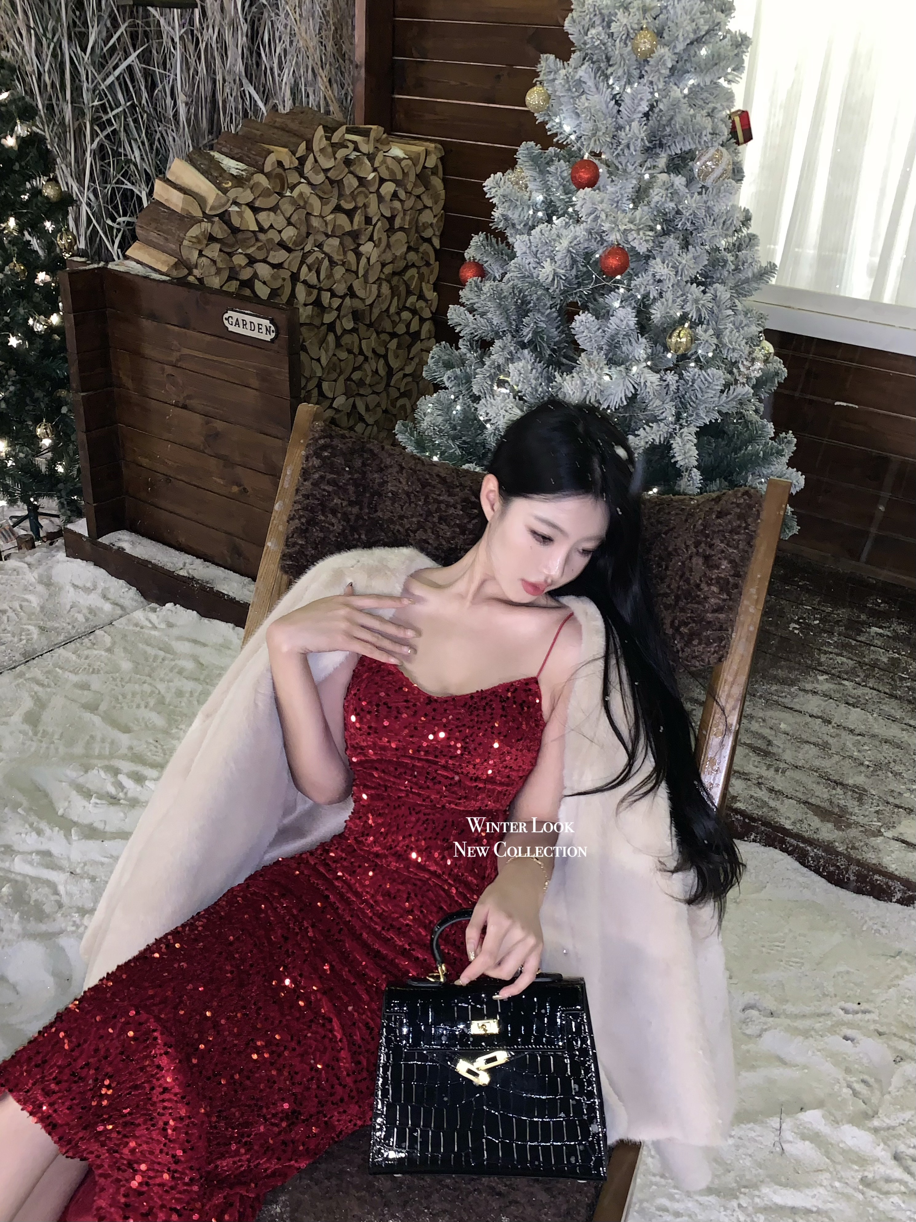 Real shot of sexy red sequined suspender dress Christmas annual party fur integrated eco-friendly fur