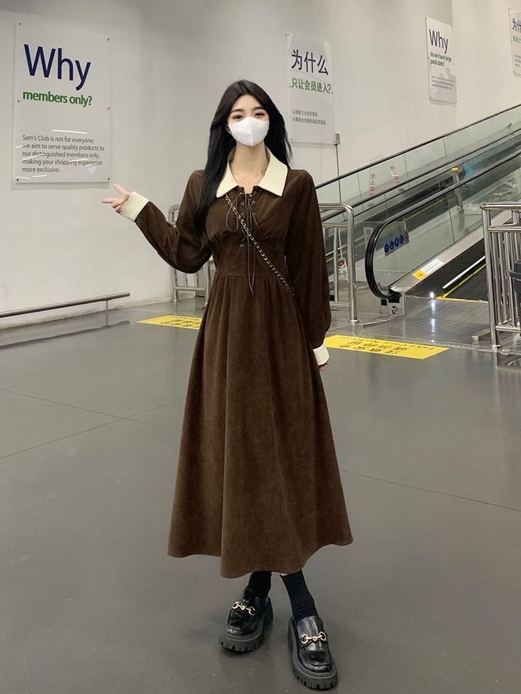 原版面料+做法法式polo領長袖連衣裙女秋季大碼遮肚子顯瘦赫