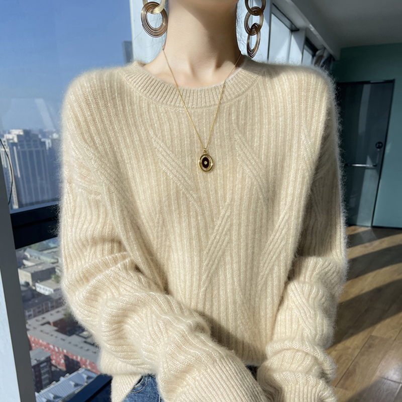 Western style jacquard thickened 2023 autumn and winter round neck women's sweater knitted bottoming shirt with short top