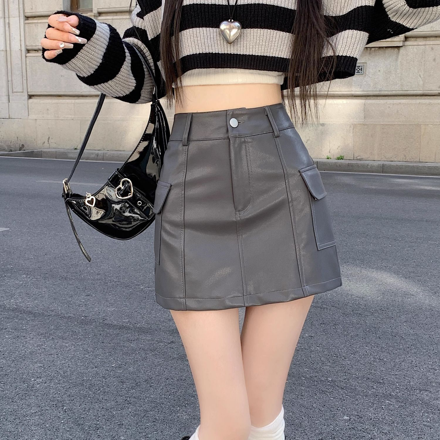 Retro Hot Girl A-Line Workwear PU Leather Skirt Women's Autumn and Winter 2023 New High Waist Slim Versatile Chic Skirt