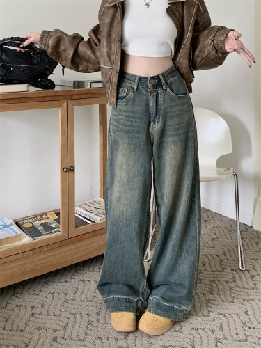 Actual shot of new autumn loose-fitting high-waisted two-button wide-leg slim jeans for women