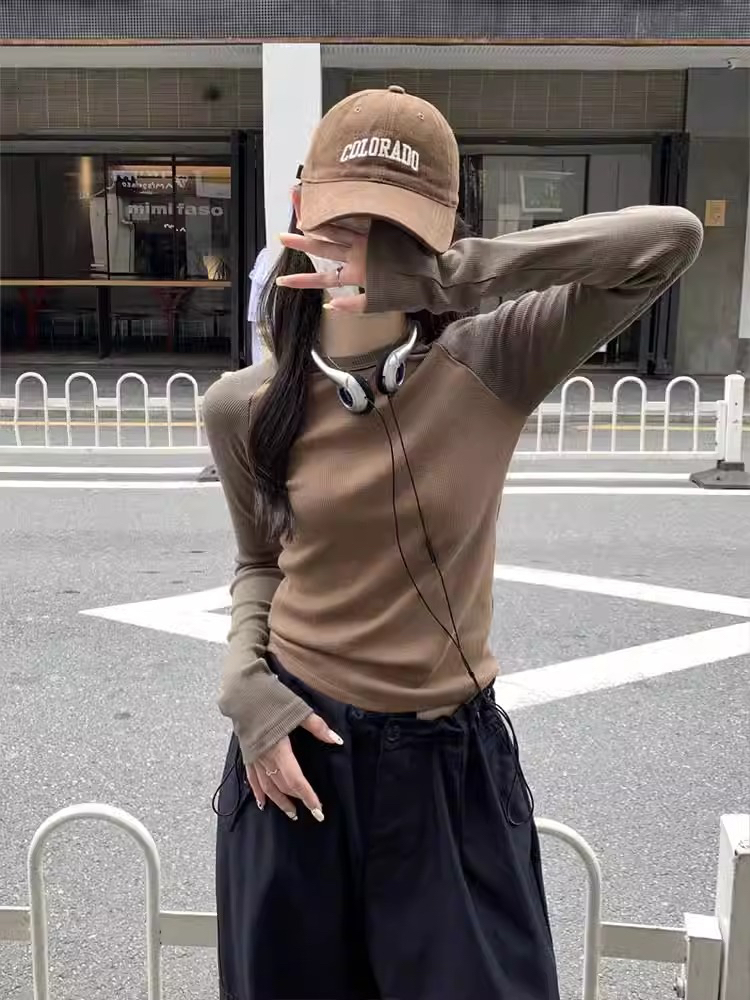 莫代爾 設計感撞色插肩長袖T恤女早秋新款修身顯瘦內搭打底衫上衣