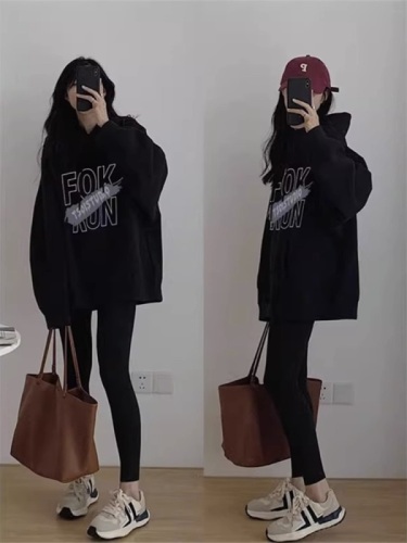 Black hooded sweatshirt for women  autumn and winter new style velvet loose casual jacket printed mid-length pullover top