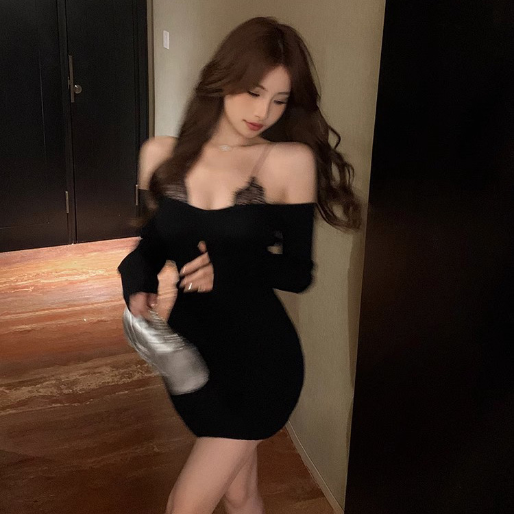 Sweet hottie lace suspender dress women's autumn and winter pure lust sexy short skirt black long-sleeved waist-covering skirt