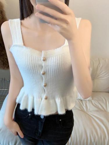 ****~Real shot of plush fungus-edged knitted vest short bottoming shirt for women