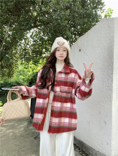 Actual shot of new autumn and winter Korean style loose retro fashion red plaid woolen jacket