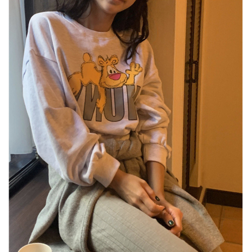 Korean purchasing agent, age-reducing cartoon pattern, loose round neck college sweatshirt