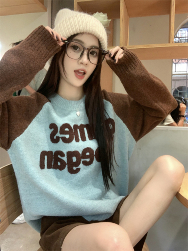 Actual shot of lazy style Korean style slimming and versatile raglan sleeves color-blocked letter sweater for women  autumn and winter new style