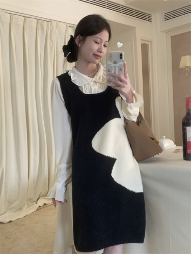 Real shot!  Black temperament slimming sleeveless dress for women French layered for small people with A-line woolen long skirt