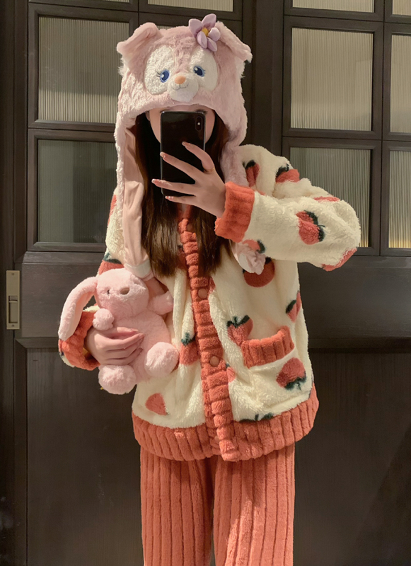 實拍 冬季新款加絨加厚元氣桃桃珊瑚絨家居服套裝