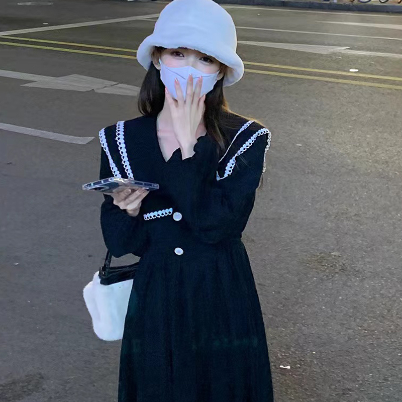 秋冬女裝連衣裙2023新款設計感雙層海軍領燈芯絨收腰顯瘦a字裙