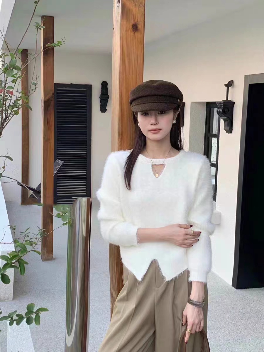 長袖針織衫女秋冬新款水貂毛鏤空毛衣短款小個子高級感氣質上衣潮