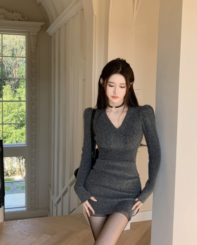 Real shot!  Knitted slimming v-neck bottoming sweater skirt with sexy tight hip-hugging dress for women 2357