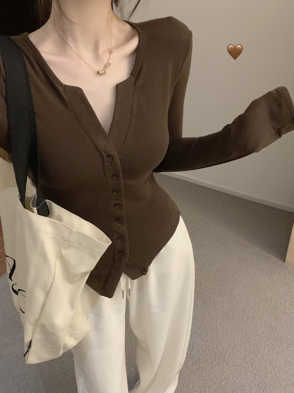 實拍~大碼女裝2023秋新款高彈加絨微辣加厚假扣子打底衫上衣