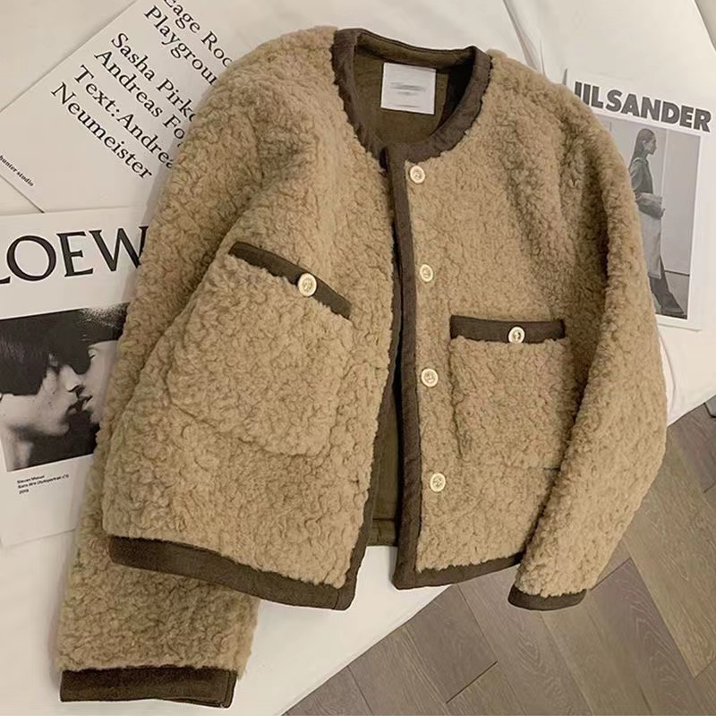Autumn and winter lamb plush coat women's loose fur all-in-one small fragrant short coat thickened 2023 new top