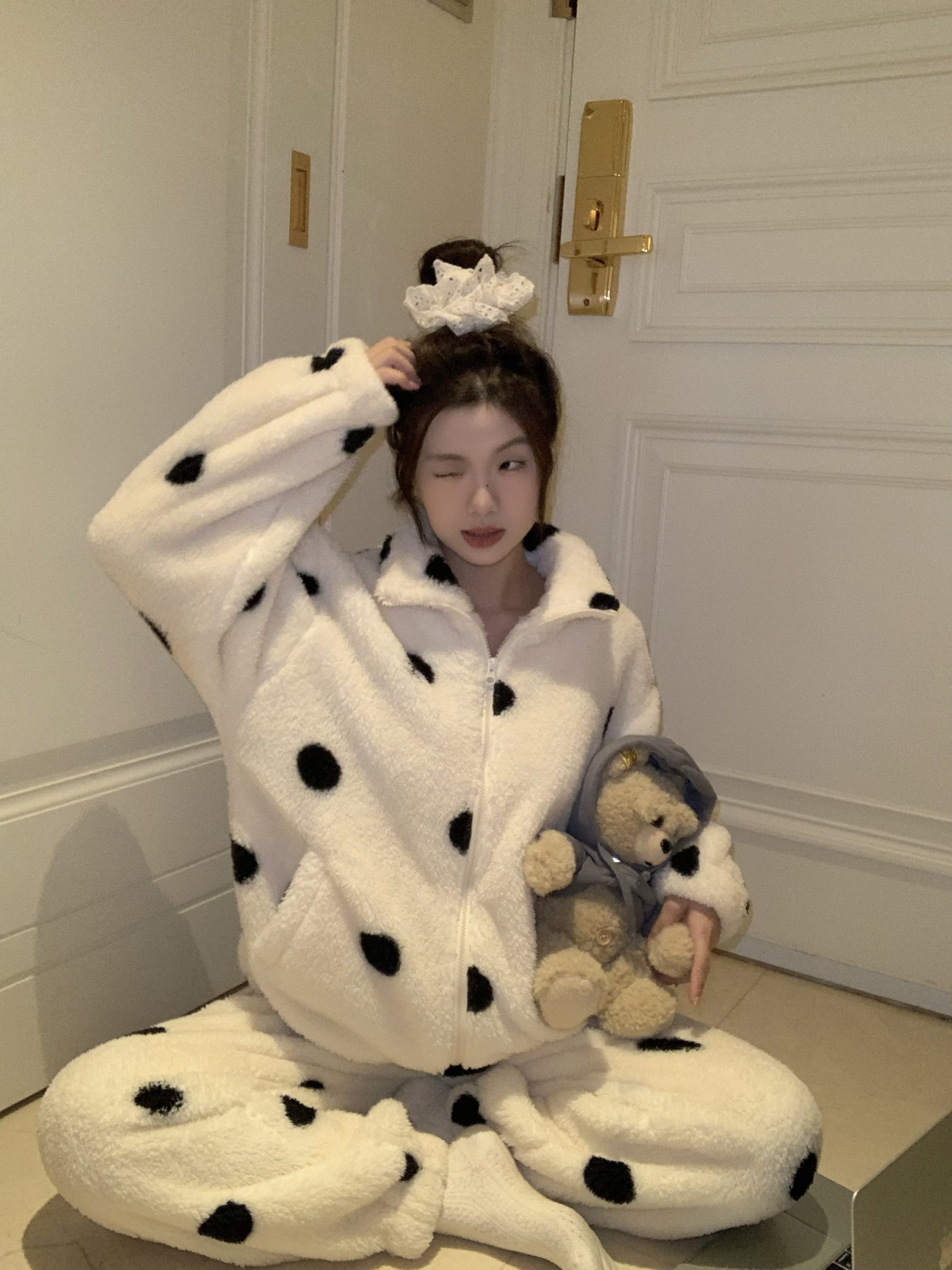 實拍~ 冬款韓系波點加厚珊瑚絨睡衣保暖家居服套裝