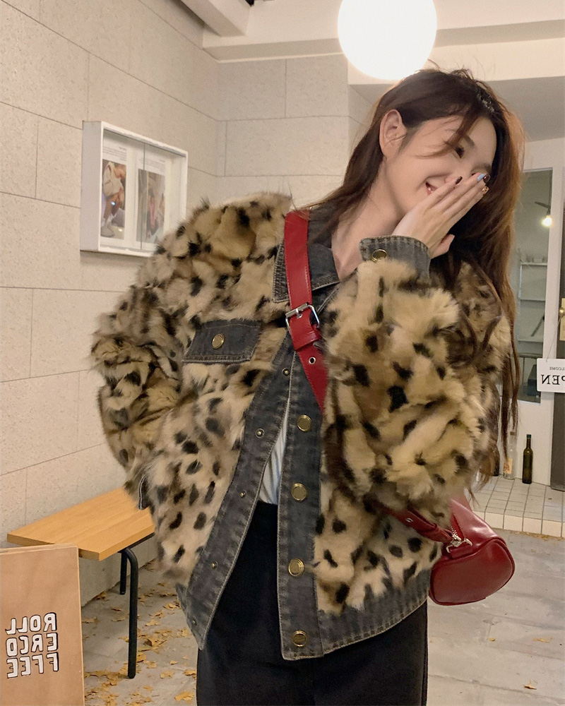 Hong Kong style imitation leopard print fur coat for women in autumn and winter new retro slimming spliced ​​denim long-sleeved lapel top