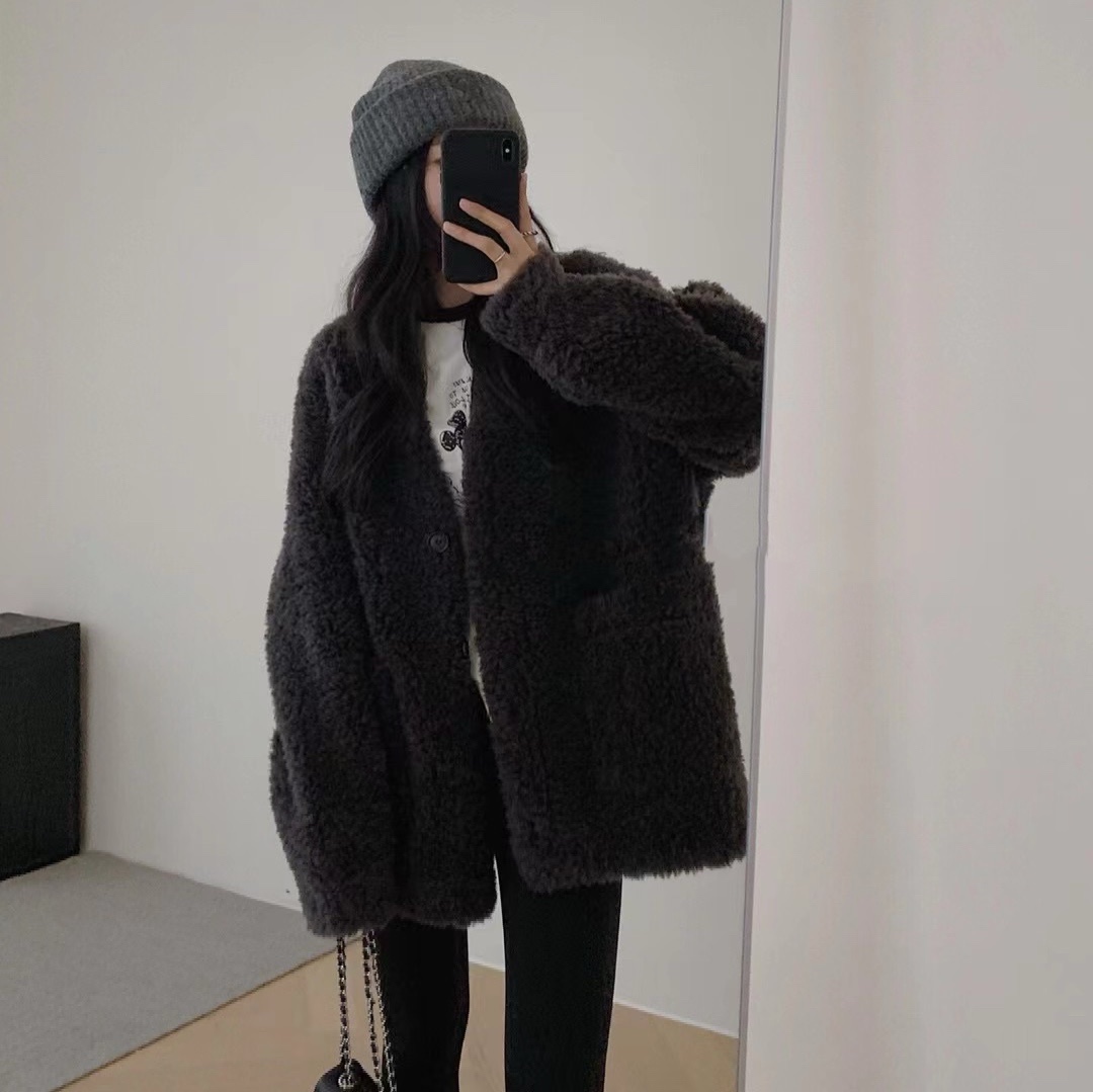 Fur V-neck lamb wool coat for women autumn and winter fur coat lamb velvet fur integrated design sense of lazy style