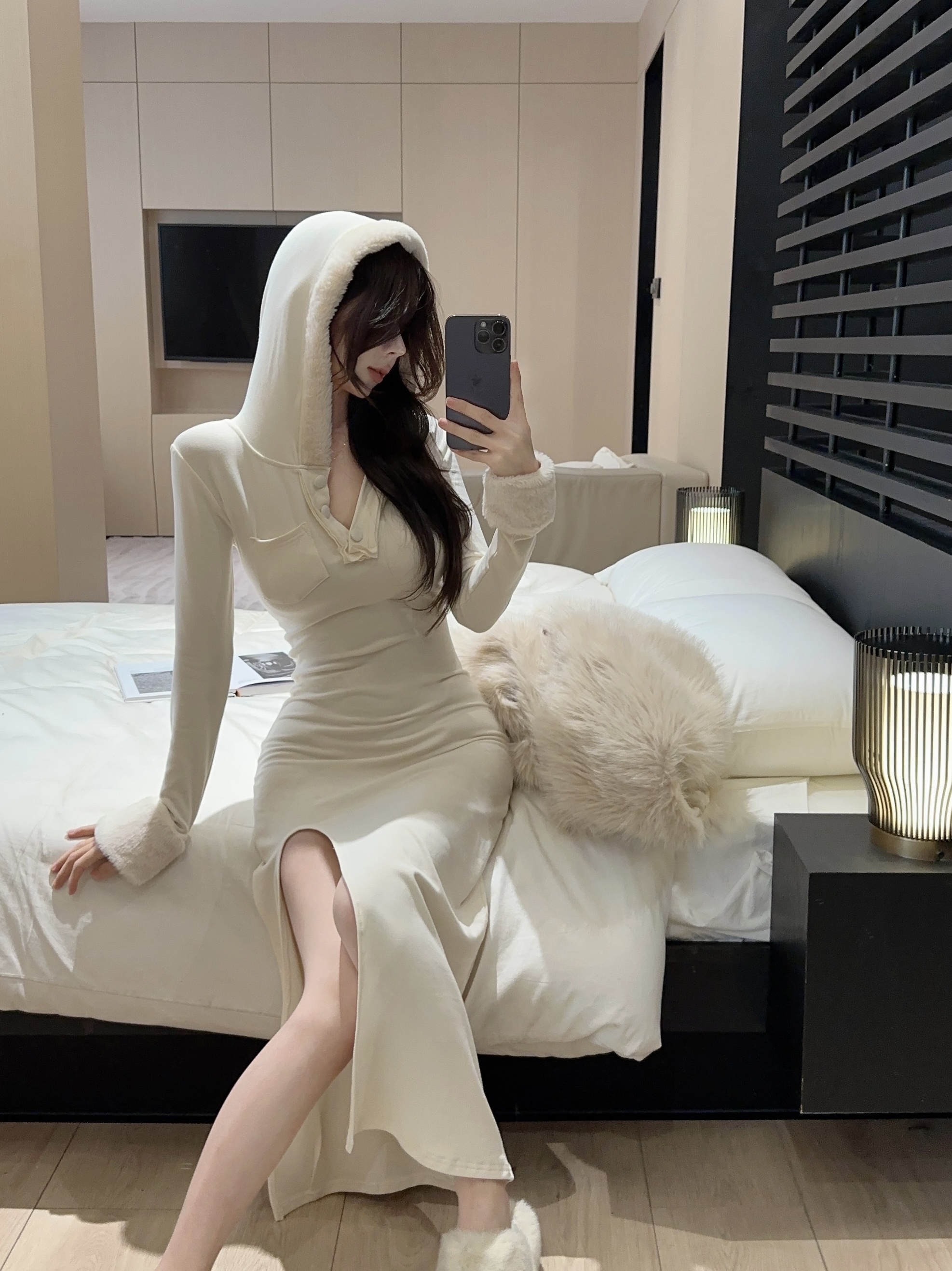 #實拍#純欲風長袖連帽連衣裙女下擺開叉顯瘦收腰性感緊身裙