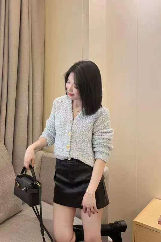 2023年秋冬季新款韓版ins小眾時尚高級感淑女氣質針織開衫女