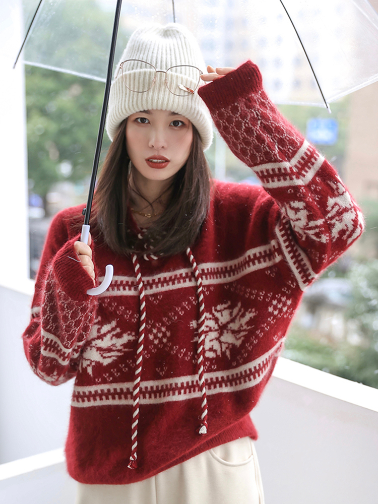 Raccoon velvet red sweater for women in autumn and winter, lazy style, soft and waxy, high-end, loose pullover, Christmas long-sleeved top jacket