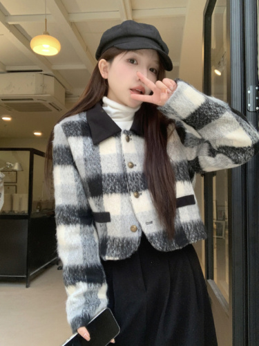Actual shot~ Autumn and winter Maillard style suit, contrasting color two-piece set, thickened autumn and winter retro skirt for women