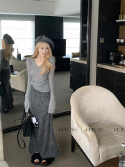 Real shot paper doll lazy split sleeve knit undershirt + lazy butt-kissing slimming knit fish-tail long skirt 