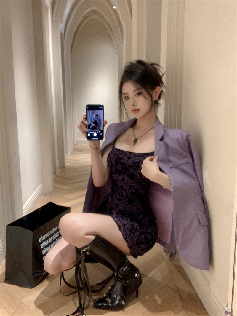 實拍~暗黑系法式復古植絨一字領吊帶彈力網紗修身顯瘦連衣裙