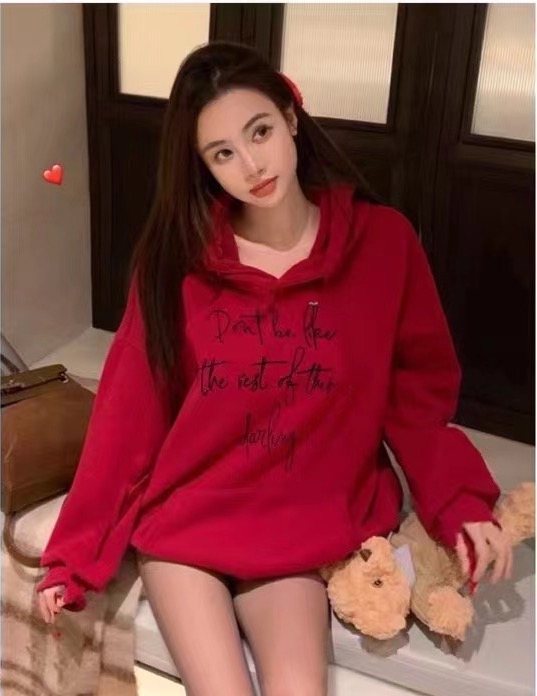 Korean internet celebrity letter red velvet thickened hooded large version sweatshirt for women 2023 winter warm top