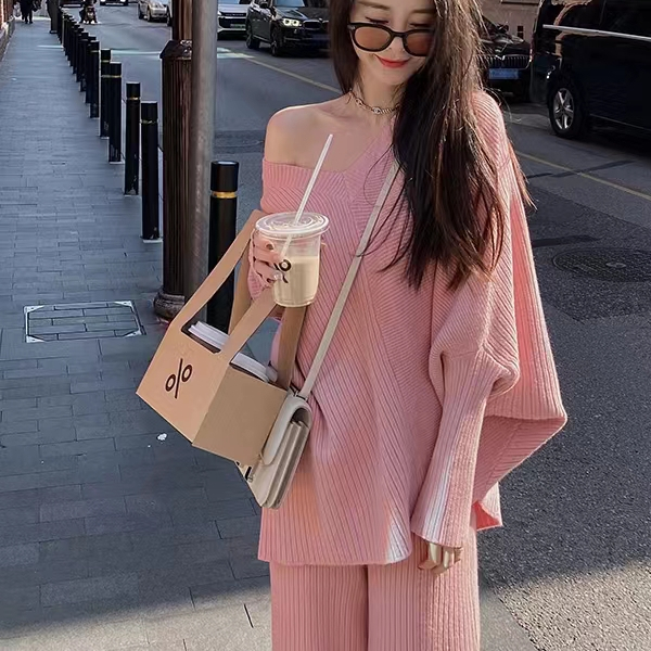 徐琳mini2023春裝針織上衣套裝女新款寬鬆慵懶風高腰闊腿褲兩件套