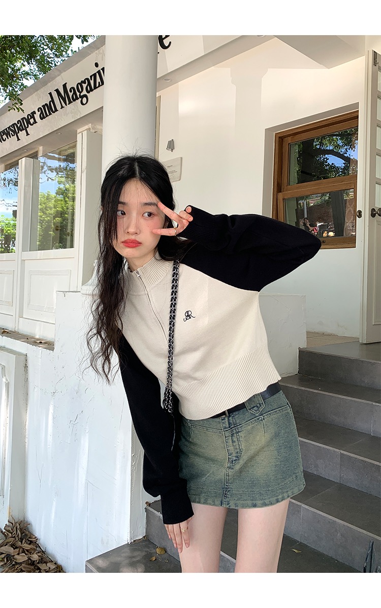 Lu Xiao Tuantuan's contrasting color college style knitted 2023 early autumn new Korean design niche chic versatile top