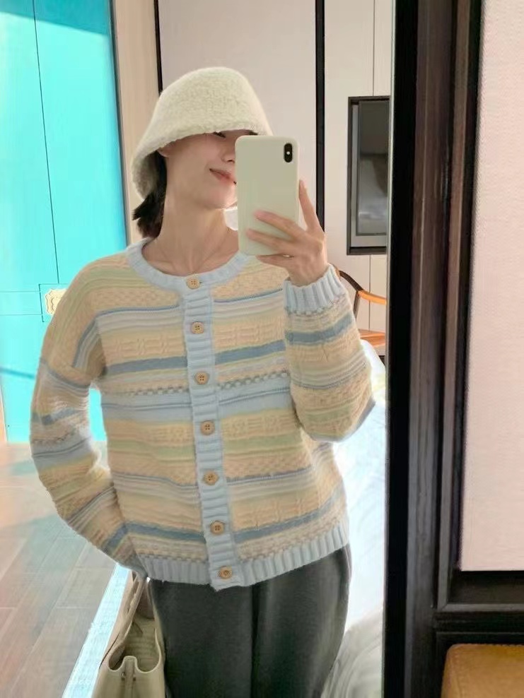 Contrast color splicing college style loose sweater jacket spring and autumn versatile striped slim knitted cardigan top trendy