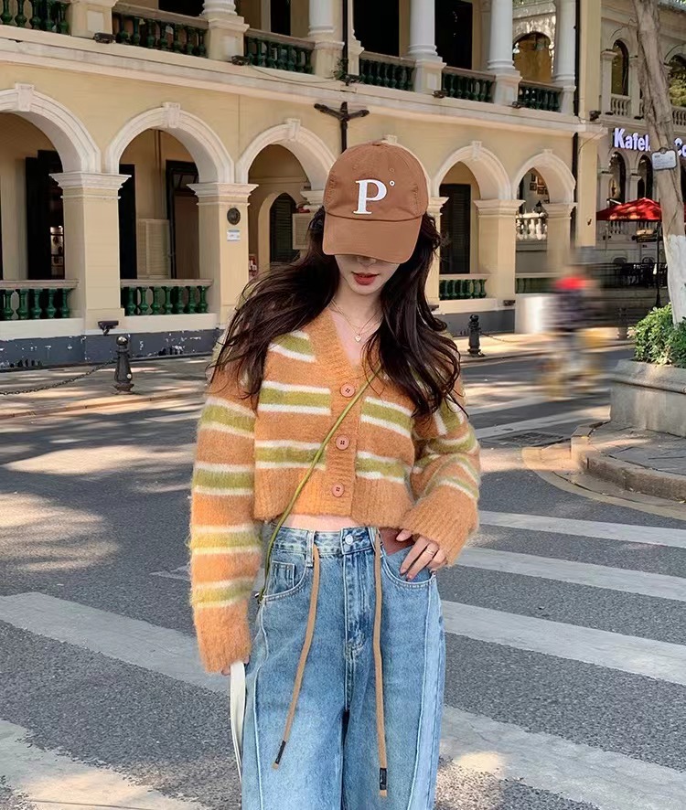 Yang Paopao gray furry striped short sweater cardigan for women 2023 spring new loose Korean style short top