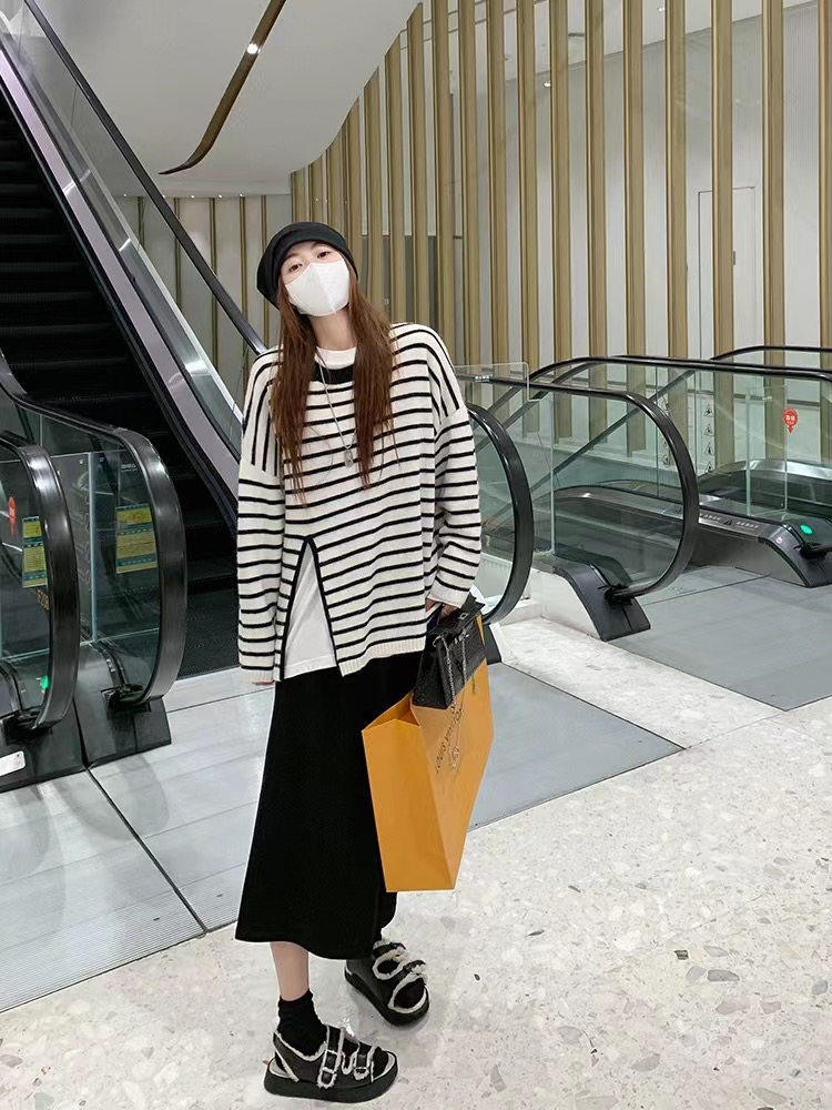 Zeng Xiaoxian women's pink pullover sweater for women spring and autumn Korean style gentle loose outer wear slit striped knitted top