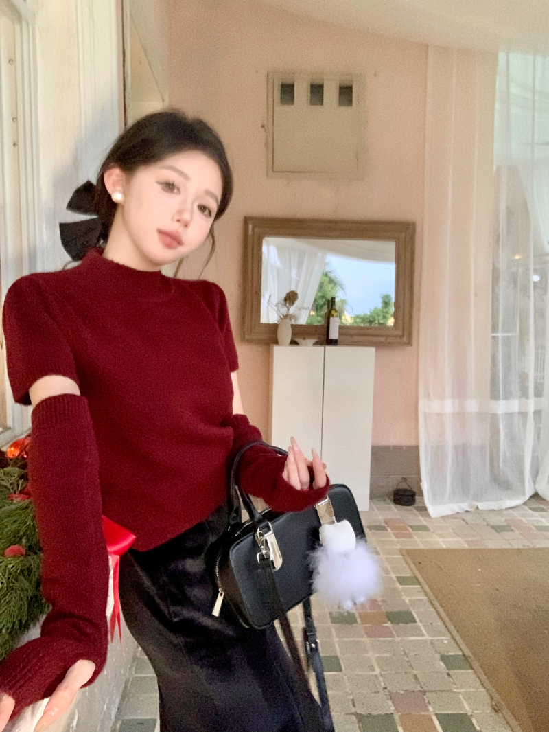 Real shot of winter slim-fitting popular half turtleneck pullover short sleeve sweater for women