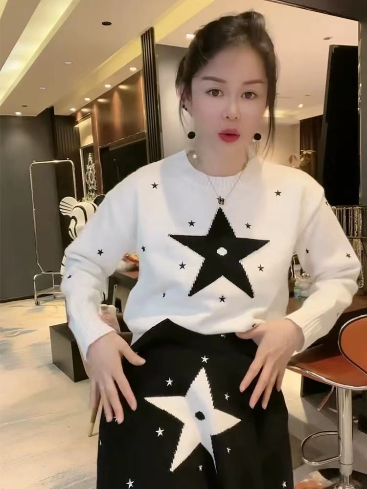 歐洲站2023年冬季新款星星提花設計感小眾針織衫時尚減齡上衣女裝