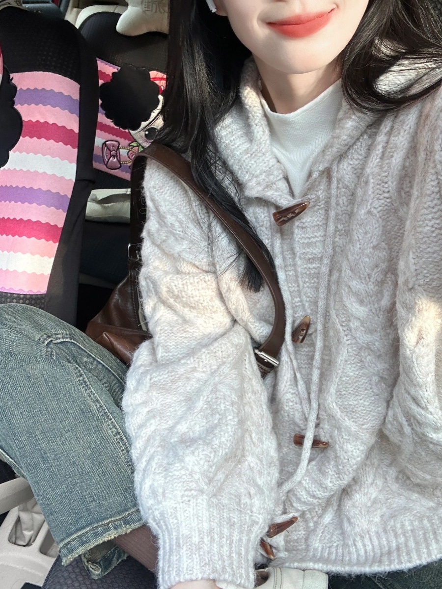 軟糯慵懶風牛角扣連帽外穿毛衣秋冬2023新款開衫外套女高級感上衣