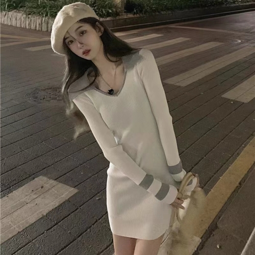  new spring, autumn and winter hot girl French slim long-sleeved sexy hip-covering polo knitted bottoming dress for women