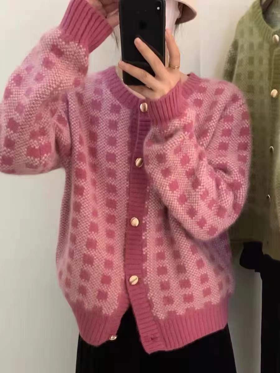 South Korea's Dongdaemun 2023 Autumn Gentle Wind Contrast Color Plaid Comfortable Long-Sleeved Knitted Cardigan Sweater Women's Fashion