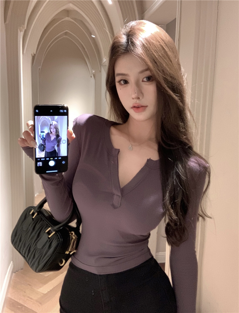實拍~V領針織長袖T恤女冬季新款修身顯瘦內搭打底衫短款上衣