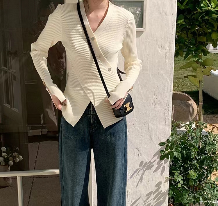 Korean cross V-neck slim sweater pit strip knitted bottoming shirt for women autumn and winter inner top
