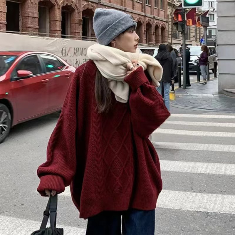 Retro style twist sweater for women to wear as outerwear, mid-length autumn and winter thickened loose and lazy style 2023 new style