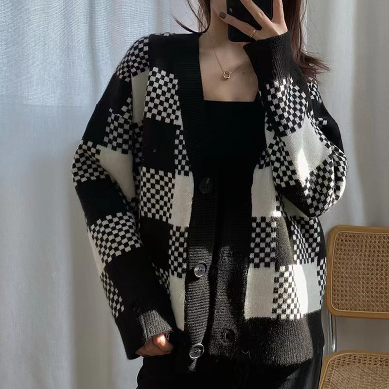 Black and white plaid knitted sweater cardigan jacket for women spring and autumn new style loose outer wear lazy style top