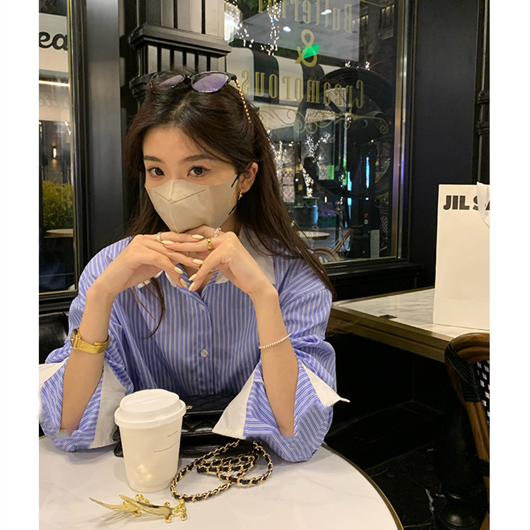 設計感小眾藍白條紋長袖襯衫女春秋2023新款韓版寬鬆顯瘦上衣襯衣