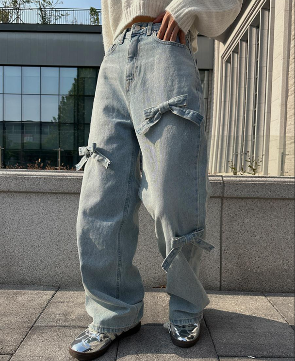 Autumn and winter new sweet three-dimensional bow embellished denim trousers