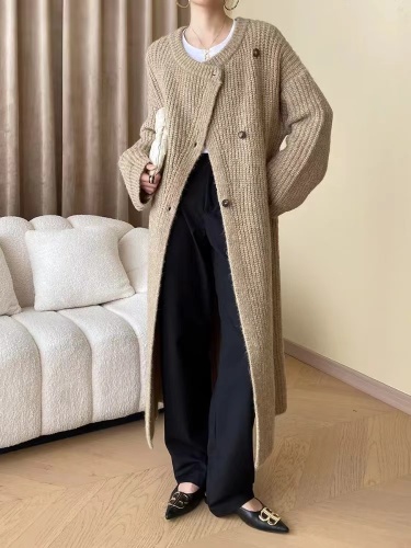 Mid-length knitted cardigan for women in autumn and winter new Korean style loose and lazy design niche thick woolen coat jacket