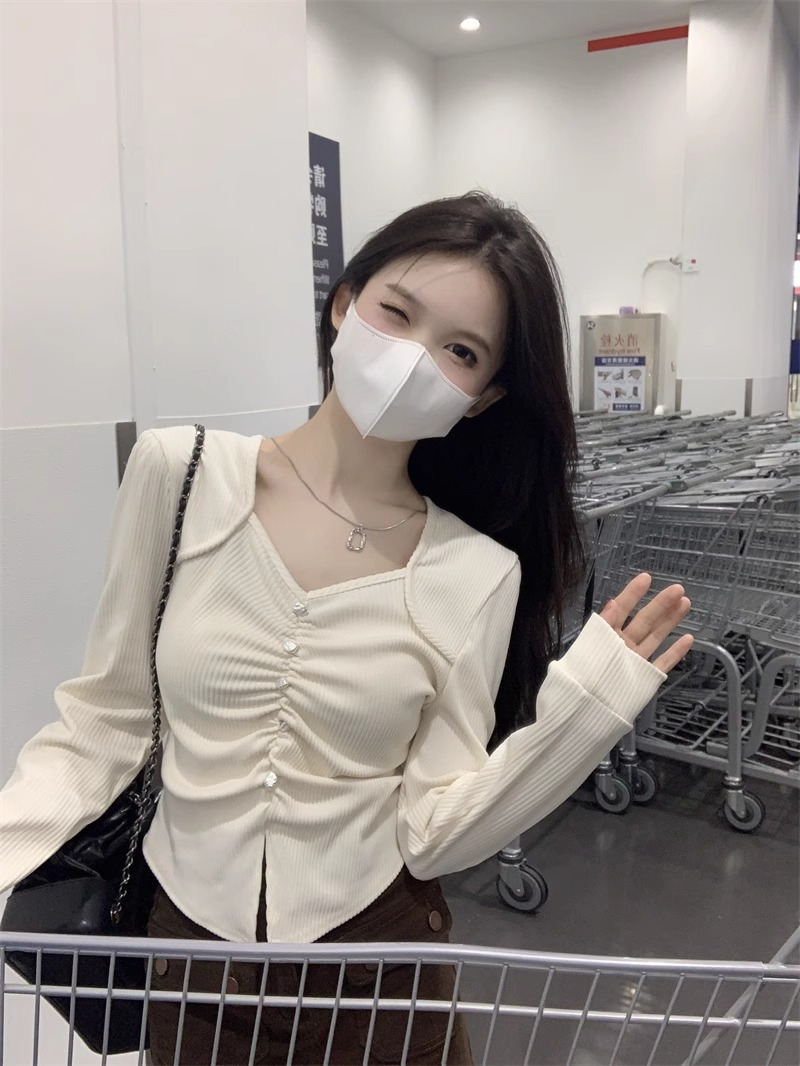 小心機褶皺設計感T恤秋季洋氣修身顯瘦長袖打底上衣女