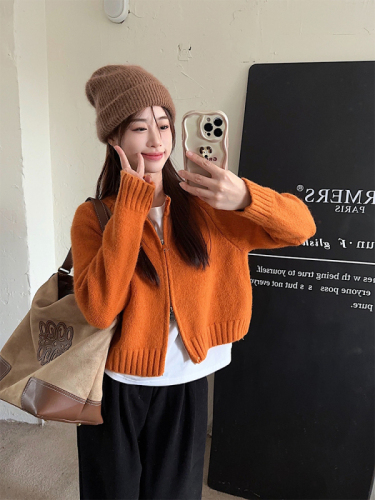 Actual shot of Korean chic autumn and winter simple, lazy and warm multi-color zipper sweater suit three-piece set